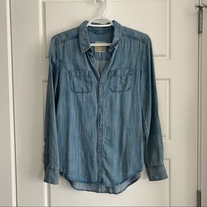 Aritzia TNA Chambray Button Up Long Sleeve Shirt XS